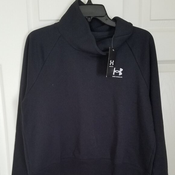 Under Armour Womens Size M  Fleece wrap neck top NWT - Picture 1 of 4